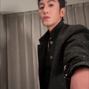 肖顺尧隐藏技能曝光!从演员到舞台王者,全能实力让人惊叹