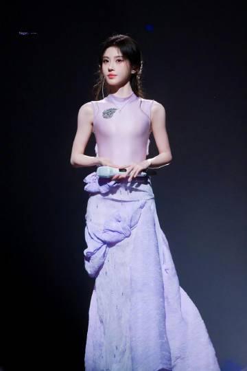 海外华人追剧指南:3招教你解锁鞠婧祎《锦鲤抄》绝美舞台 2 海外华人追剧指南:3招教你解锁鞠婧祎《锦鲤抄》绝美舞台