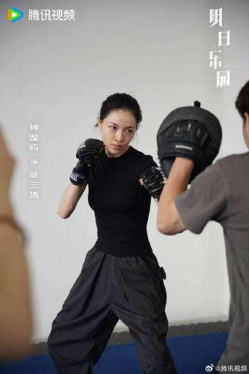 海外华人轻松解锁大陆影音限制,畅享热门影视综艺全攻略 1 海外华人轻松解锁大陆影音限制,畅享热门影视综艺全攻略