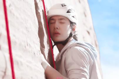 海外华人必看!王一博直播揭秘钓鱼新技能,原来这才是他的隐藏天赋 1 海外华人必看!王一博直播揭秘钓鱼新技能,原来这才是他的隐藏天赋