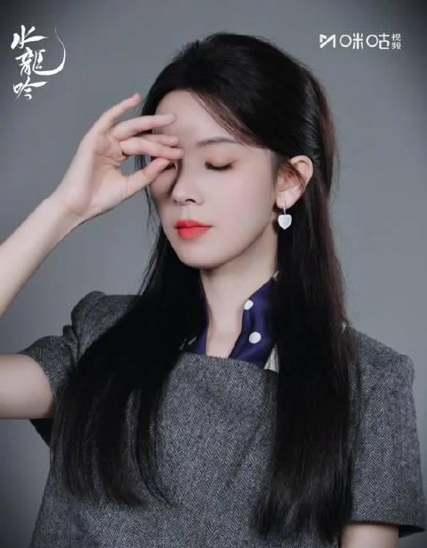 海外追剧党必看:三步教你解锁国内影视平台限制,告别卡顿烦恼 1 海外追剧党必看:三步教你解锁国内影视平台限制,告别卡顿烦恼