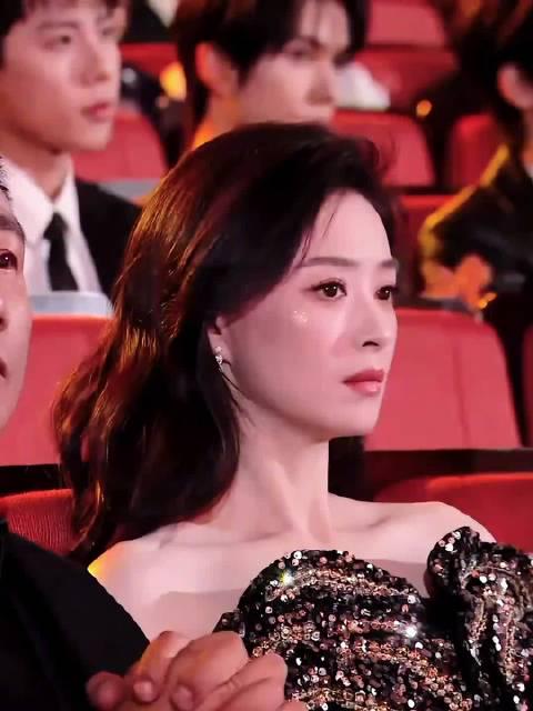 海外华人追剧遇阻?蒋欣暴瘦20斤背后揭示的娱乐内容地区限制难题 1 海外华人追剧遇阻?蒋欣暴瘦20斤背后揭示的娱乐内容地区限制难题