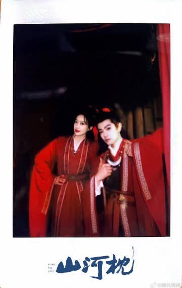 海外华人追剧指南:轻松突破地区限制,畅享《山河枕》等热门国产剧集 2 海外华人追剧指南:轻松突破地区限制,畅享《山河枕》等热门国产剧集