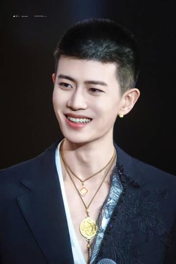 海外华人追剧不再愁!3招教你解锁国内影视平台限制 1 海外华人追剧不再愁!3招教你解锁国内影视平台限制