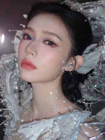 海外追剧党必看!一招教你解锁国内影视资源,告别“地区限制”烦恼 2 海外追剧党必看!一招教你解锁国内影视资源,告别“地区限制”烦恼