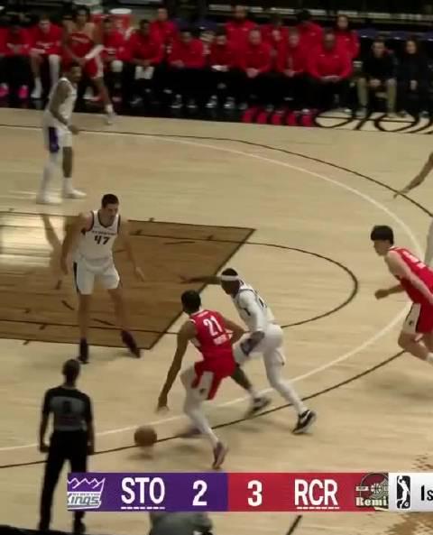 海外华人追剧看球遇阻?别急,先来看看NBA球星斯普利特为何如此想念中国新星杨瀚森 1 海外华人追剧看球遇阻?别急,先来看看NBA球星斯普利特为何如此想念中国新星杨瀚森