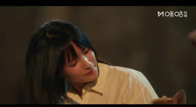 海外追剧党必看!《时差一万公里》热播,葛开阳陆心颖街边谈心引热议,教你如何跨越地域限制轻松追更 1 海外追剧党必看!《时差一万公里》热播,葛开阳陆心颖街边谈心引热议,教你如何跨越地域限制轻松追更