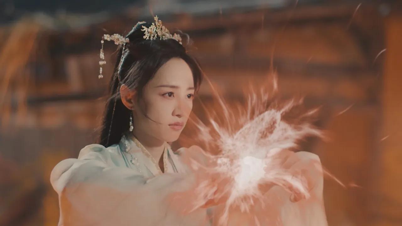 《花月》开播：黄婷婷涅槃重生，权裴伦忠犬守护，双强联手破局灭世之战